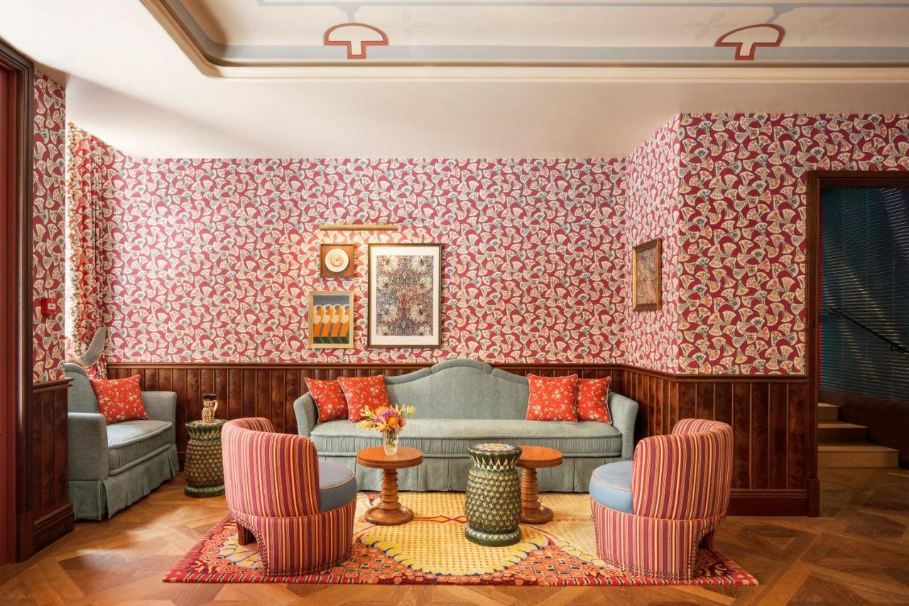 Le Grand Mazarin Hotel Paris Exterior photo